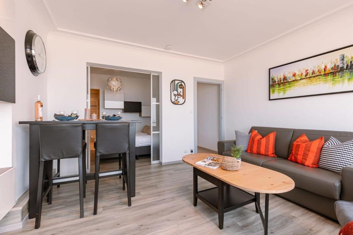 Huswell - Brand New Apartment With A View Ostenda Esterno foto
